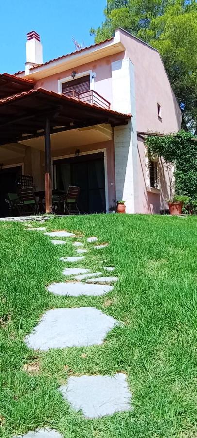 High Aesthetics Maisonette In The Wood By The Sea Metamorfosi  Bagian luar foto