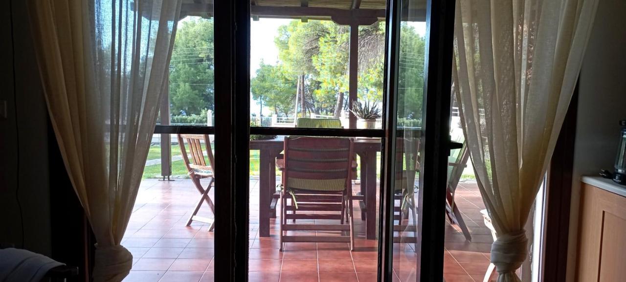 High Aesthetics Maisonette In The Wood By The Sea Metamorfosi  Bagian luar foto